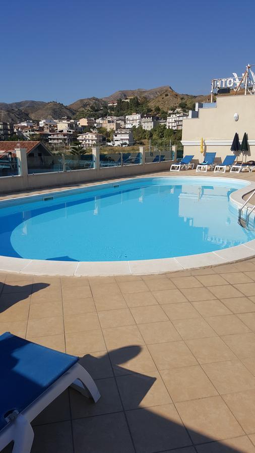 Gardenia Hotel Lazzaro Exterior photo